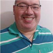 Dou aulas de química para os níveis fundamental, médio e superior